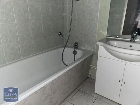 Location Appartement 3 pièces 62m² FOUGERES 35300 - Photo 4