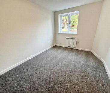 Longfleet Road, Poole - Photo 1