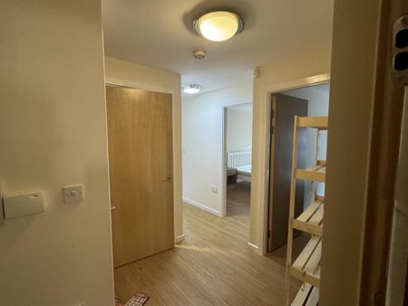 2 bedroom flat to rent - Photo 5