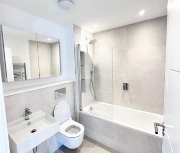 2 bedroom terraced house to rent - Photo 4