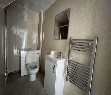 Holyrood Street, Chard, TA20 - Photo 6