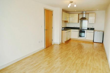1 bedroom flat to rent - Photo 5
