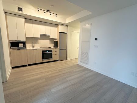 For Lease - 1007 The Queensway N/A Unit# 823, Toronto, Ontario - Photo 4
