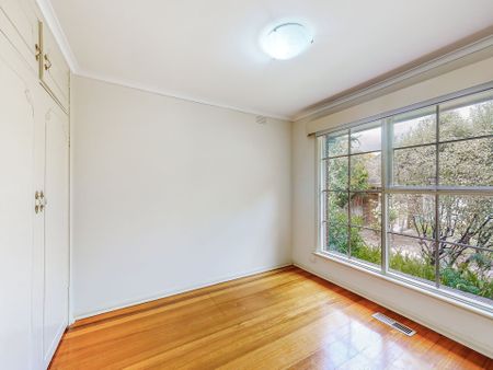 1/13 Gordon Street, Balwyn - Photo 2