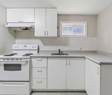 For Lease - 3372 Fellmore Drive Unit# Basement, Mississauga, Ontario - Photo 2