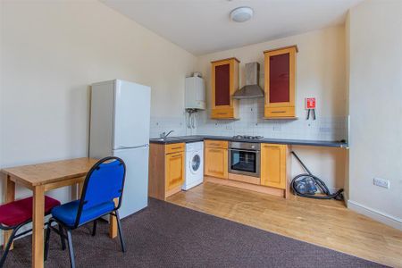 1 bedroom private hall to rent - Photo 4
