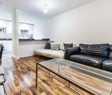 2 bedroom apartment to rent - Photo 3