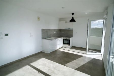 Location appartement 2 pièces - 44m² à Montfavet (84140) - Photo 4