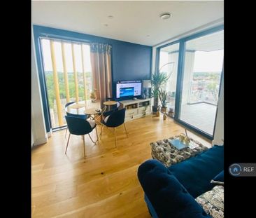 2 bedroom flat to rent - Photo 1