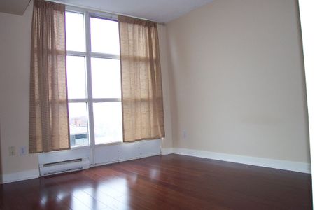 For Lease - 409 Bloor Street Unit# 702, Toronto, Ontario - Photo 4