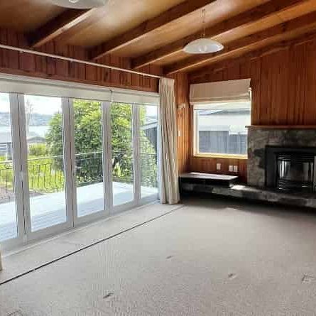 Spacious 4-Bedroom Home with Stunning Lake Views - Photo 1