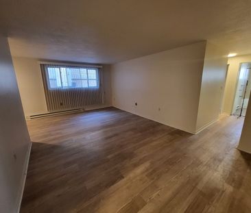 2-102 Joseph Street, Kingston, ON K7K 2H7 - Photo 2