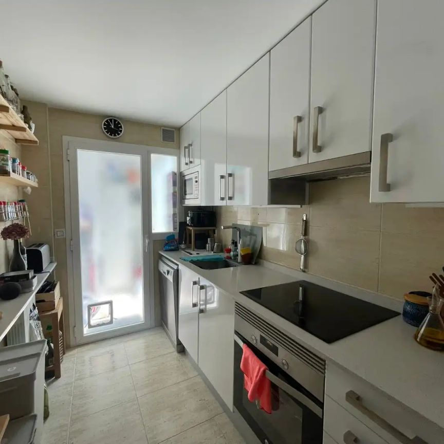 Piso de alquiler en Avenida de la Rioja, 29, Villanueva de la Cañada ciudad - Photo 1