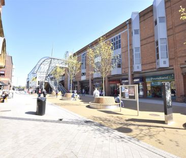 Station Road, Redhill, Surrey, RH1 - Photo 1