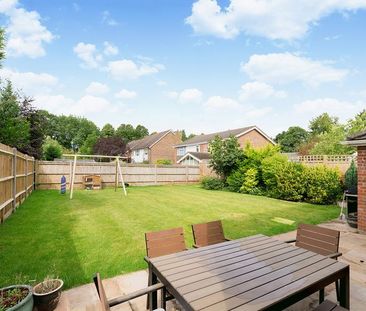 Parkfield, Busbridge, Godalming, Surrey, GU7 - Photo 1