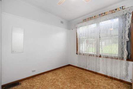 3 Green Street Morwell VIC - Photo 2