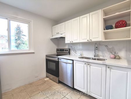 For Lease - 256 Homewood Avenue Unit# unit 3 bedroom 3, Toronto, Ontario - Photo 4