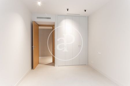 Flat for rent on Santaló Street - Photo 2