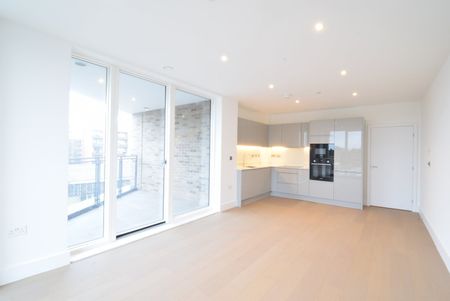 2 Bed Flat, Bookbinder Point, W3 - Photo 5