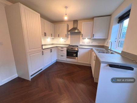 3 bedroom terraced house to rent - Photo 5