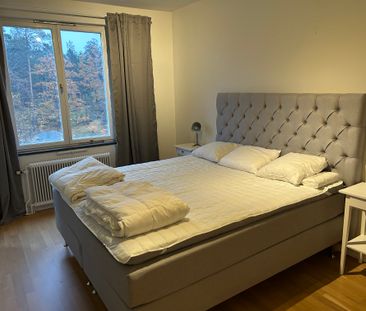 Tivedsvägen, Lidingö - Photo 1