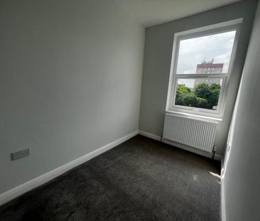 2 bedroom House To Let - Photo 1