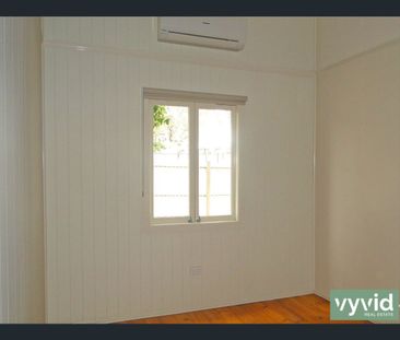 Charming Queenslander in the Heart of Gladstone - Photo 4