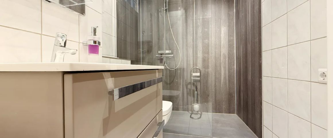 HELLE 2-ZIMMERWOHNUNG ZU MIETEN! - Photo 1