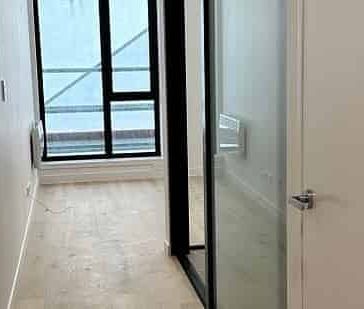 Near New 0ne bedroom fully furnished modern Apart - Photo 5