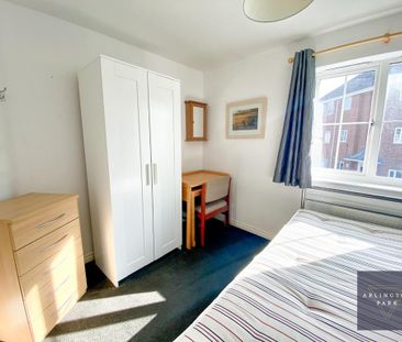 1 bedroom in a house share to rent - Photo 3
