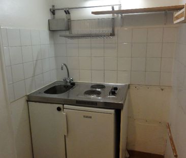 Location Appartement 1 pièce 24m² - Photo 3