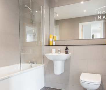 2 bedroom flat to rent - Photo 2