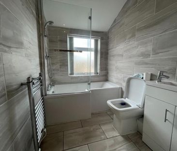 2 bedroom terraced house to rent - Photo 6