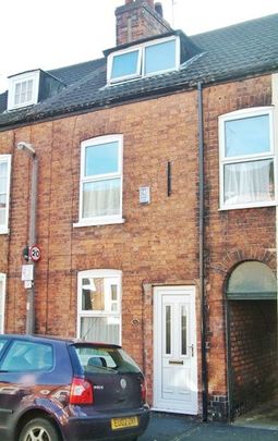 96 Newland Street West, Lincoln, Lincolnshire, LN1 1PH - Photo 1