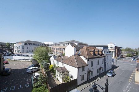 2 bedroom apartment to rent - Photo 4