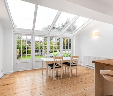 3 bedroom semi-detached house to rent - Photo 3