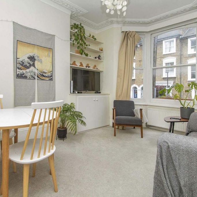 1 bedroom flat to rent - Photo 1
