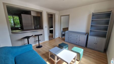 Location Appartement DEVILLE LES ROUEN - Photo 5