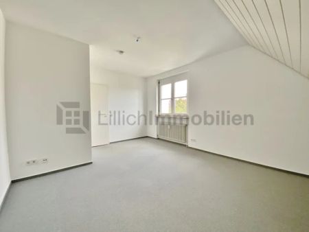 Lichtdurchflutete Maisonettewohnung mit Balkon und Einbauküche in Toplage Kornwestheims! - Foto 3