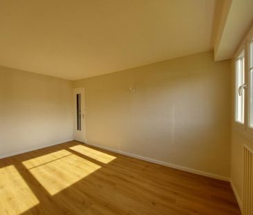 Location Appartement 2 pièces 41m² MONT ST AIGNAN 76130 - Photo 5