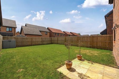 3 bedroom detached house to rent - Photo 2