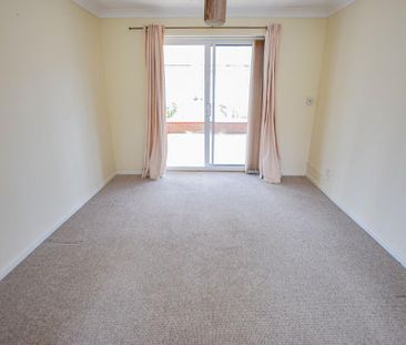 2 bedroom bungalow to rent - Photo 2