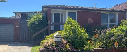 Easy alfresco living in idyllic cul-de-sac setting - Photo 1