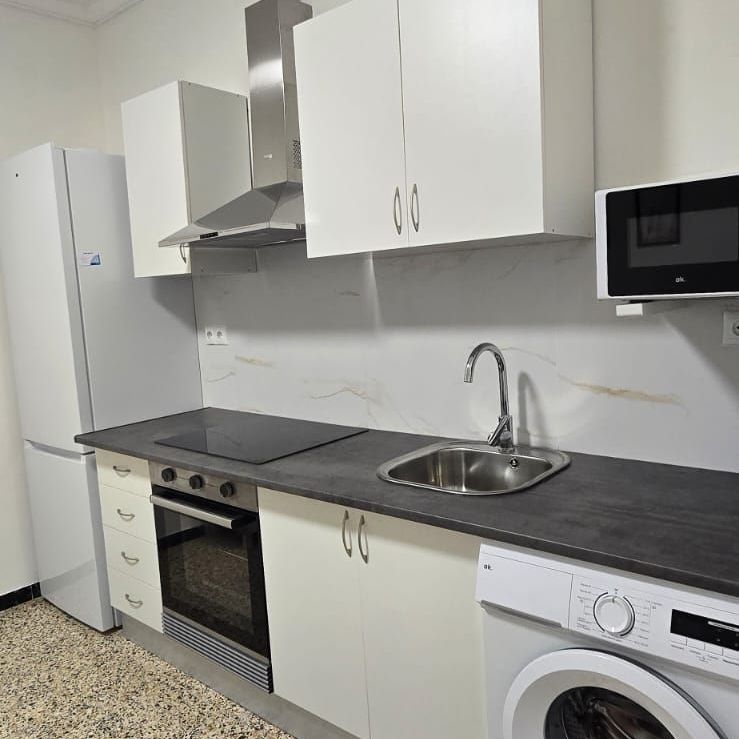 Piso de alquiler en Carrer de Sant Jaume, Fonts dels Capellans - Sagrada Família - Photo 1