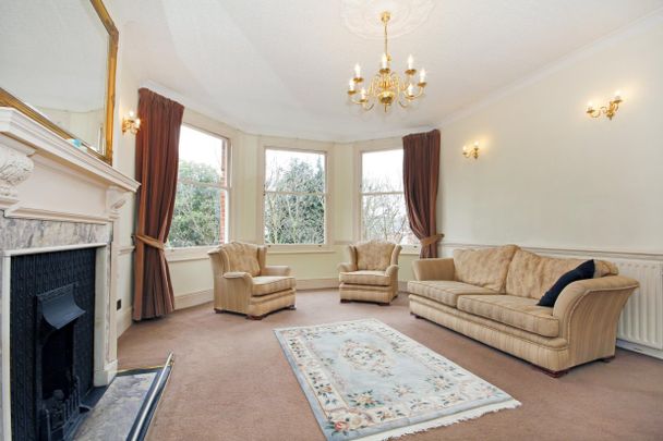 4 bedroom apartment to rent - Photo 1