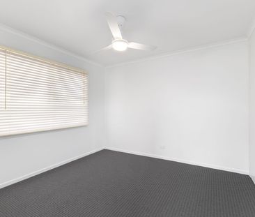Spacious Four-Bedroom Home in Central Ballina - Photo 3
