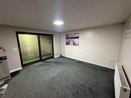 Box Tree Grove, Keighley, BD21 - Photo 2