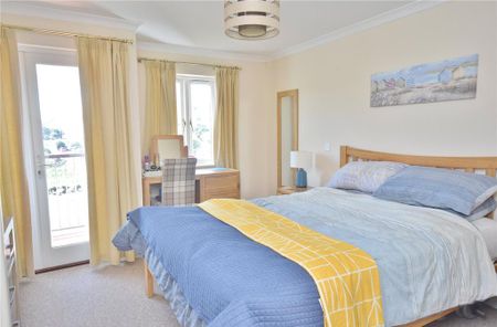 2 bedroom flat to rent - Photo 5