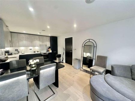 Watling Street, Radlett, Hertfordshire, WD7 - Photo 2