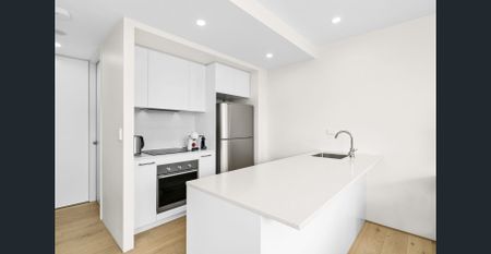 Stylish One-Bedroom Apartment in Bondi - Photo 4